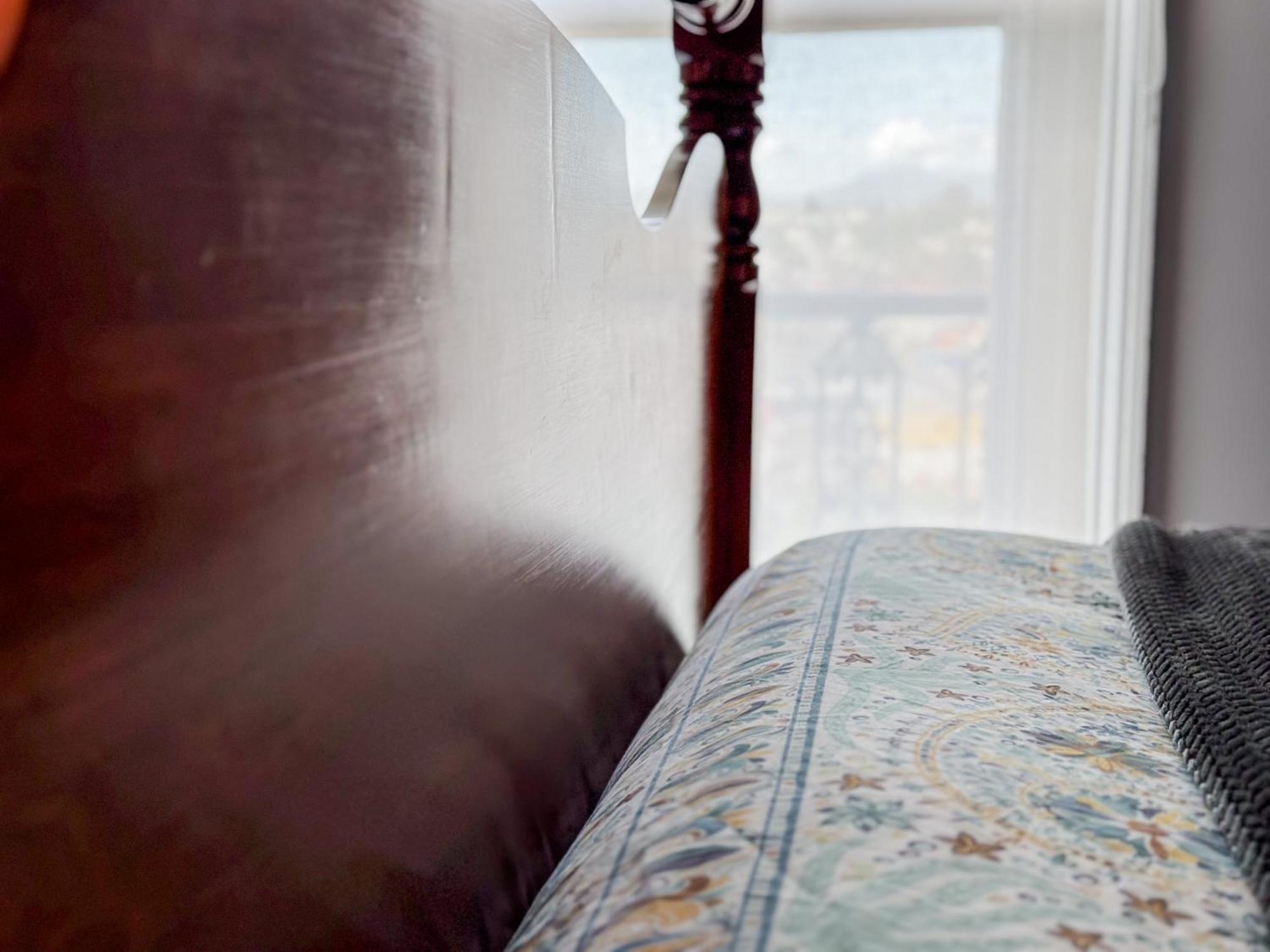 The Dragonfly Inn Launceston Room photo